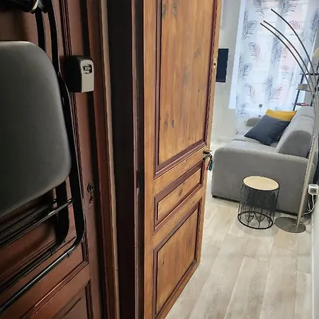 Apartment Ecouter Le Silence A *